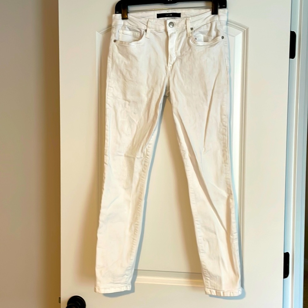 Joe’s Jeans Size 29, White, Skinny Ankle.
